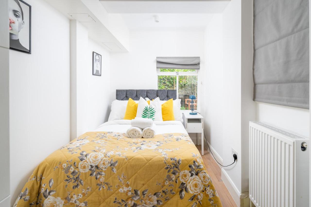 ロンドンJoivy Stylish 2-Bed Flat With Garden In Notting Hillアパートメント エクステリア 写真