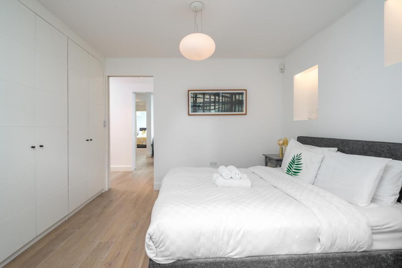 ロンドンJoivy Stylish 2-Bed Flat With Garden In Notting Hillアパートメント エクステリア 写真