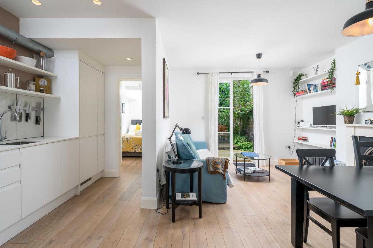 ロンドンJoivy Stylish 2-Bed Flat With Garden In Notting Hillアパートメント エクステリア 写真