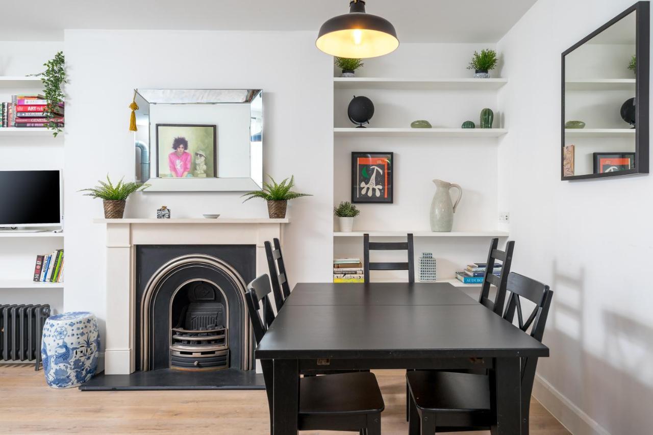 ロンドンJoivy Stylish 2-Bed Flat With Garden In Notting Hillアパートメント エクステリア 写真