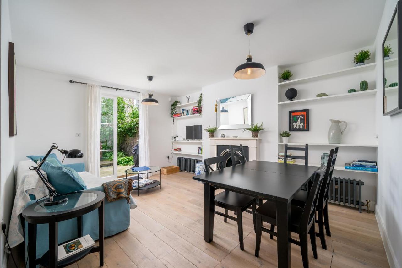 ロンドンJoivy Stylish 2-Bed Flat With Garden In Notting Hillアパートメント エクステリア 写真