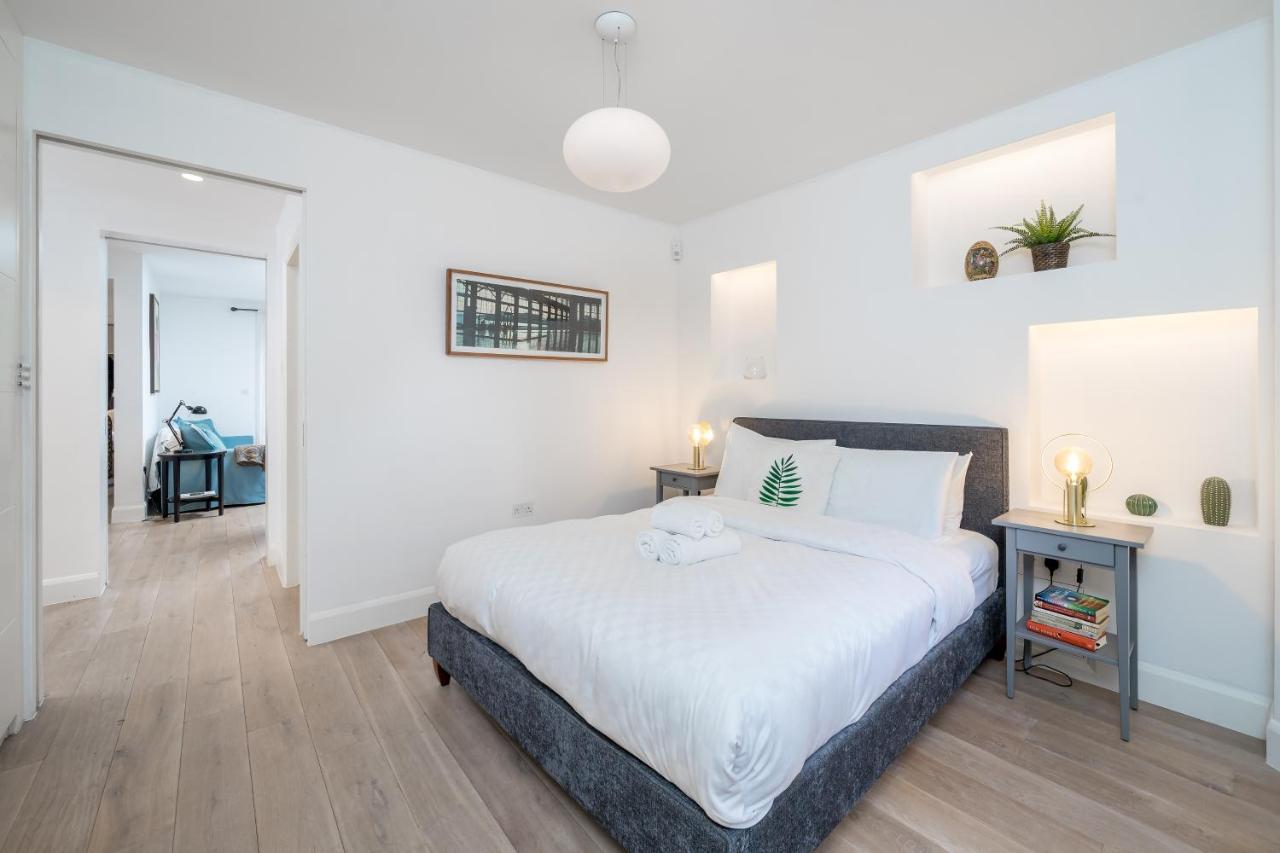 ロンドンJoivy Stylish 2-Bed Flat With Garden In Notting Hillアパートメント エクステリア 写真